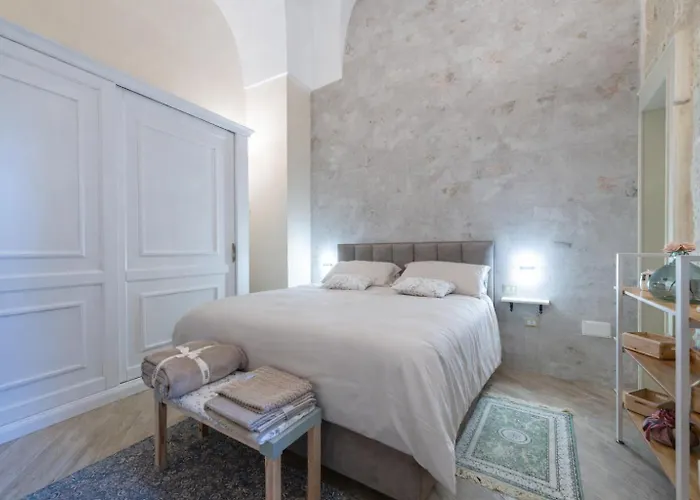 Dimora Monsignore Centro Storico *