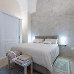 Dimora Monsignore Centro Storico *