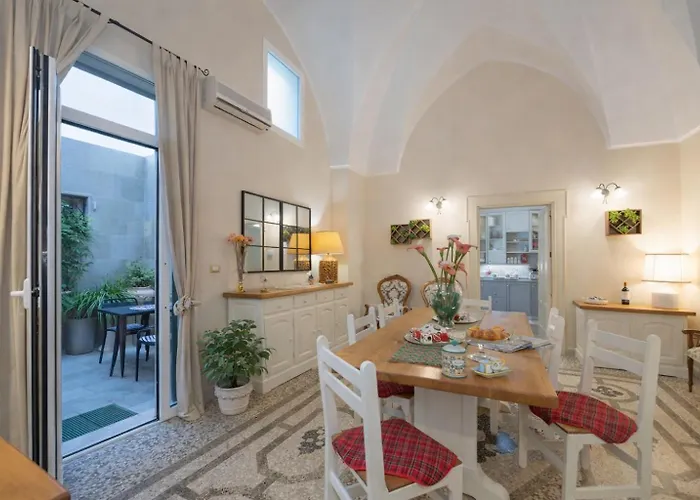 Dimora Monsignore Centro Storico Apartmán Lecce